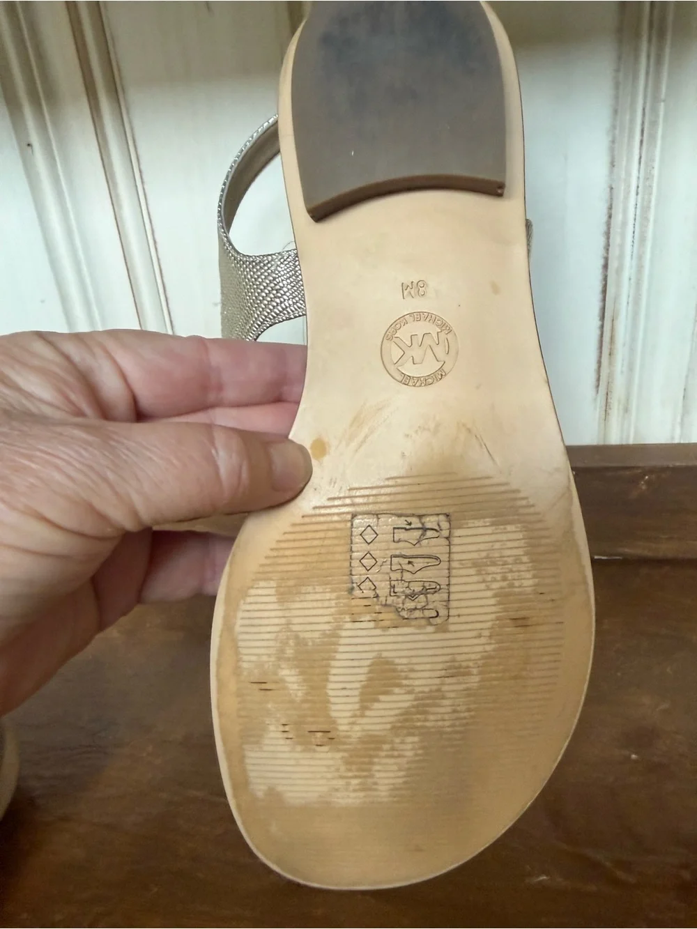 Michael Kors Metallic Gold Thong Sandals size 8